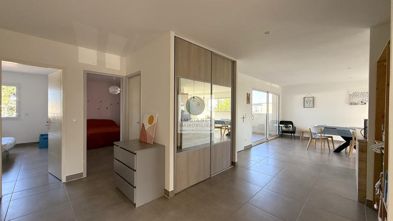 Appartement - 120 m² - 6 pièces