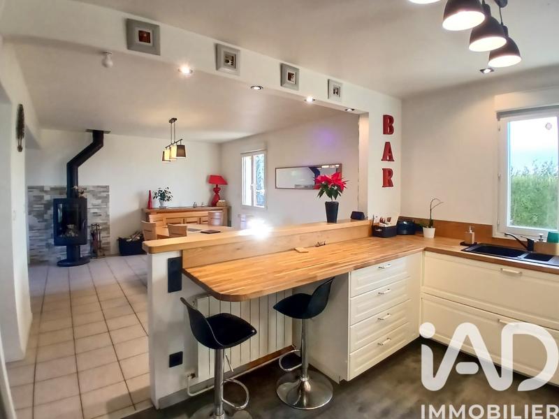 Maison - 110 m² - 4 pièces