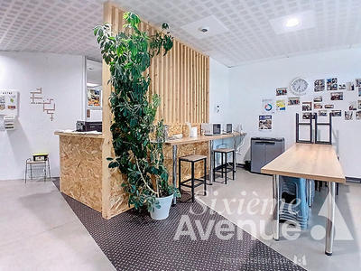 Local commercial - 280 m² - 7 pièces