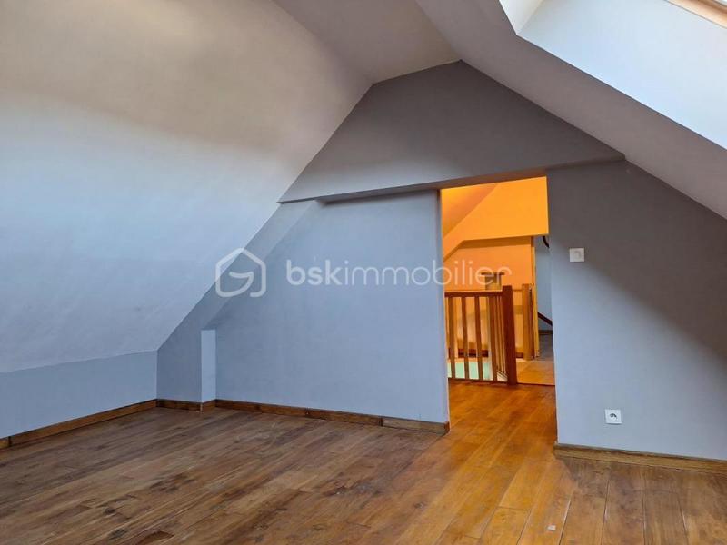 Maison traditionnelle - 110 m² - 5 pièces