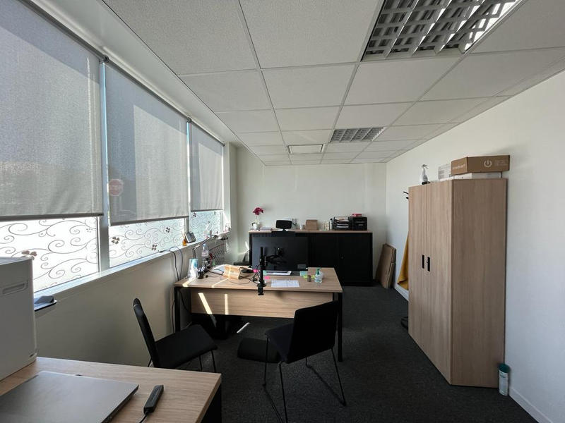 Bureau - 296 m²