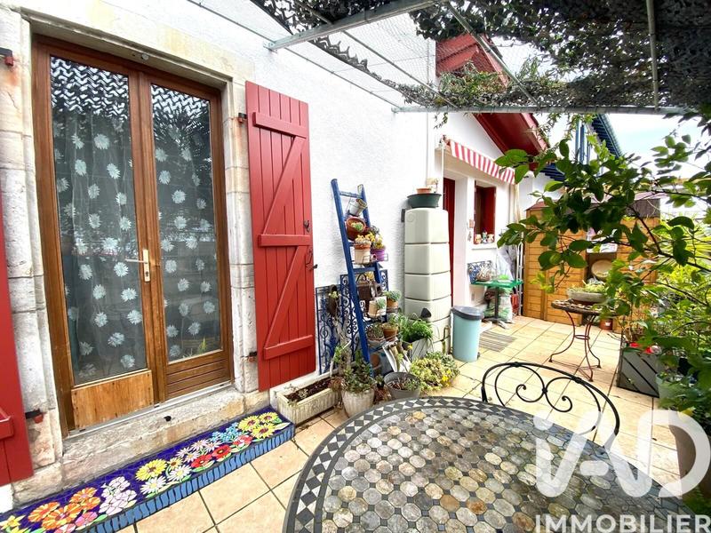 Appartement - 64 m² - 4 pièces