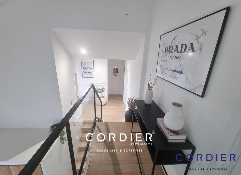 Maison - 128 m² - 6 pièces