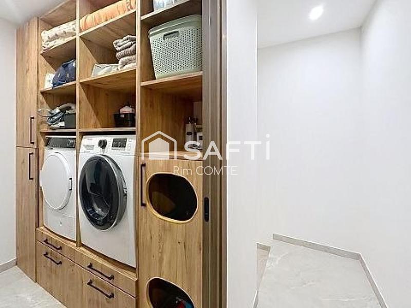 Maison - 147 m² - 6 pièces