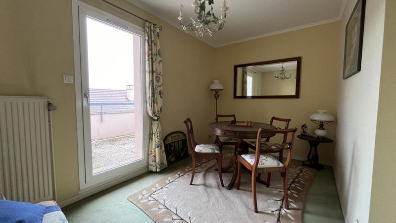 Appartement - 133 m² - 5 pièces