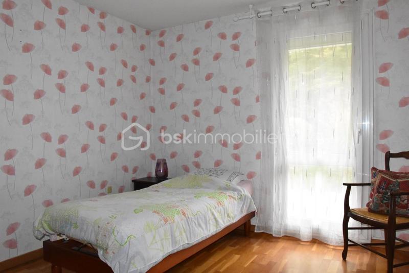 Maison - 127 m² - 7 pièces