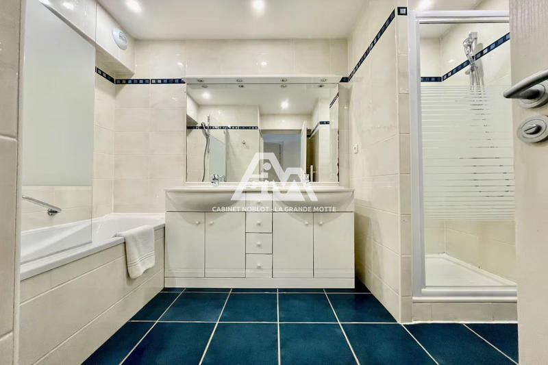 Appartement - 75 m² - 3 pièces