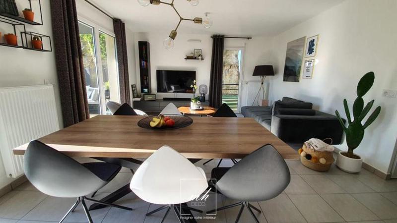 Appartement - 85 m² - 4 pièces