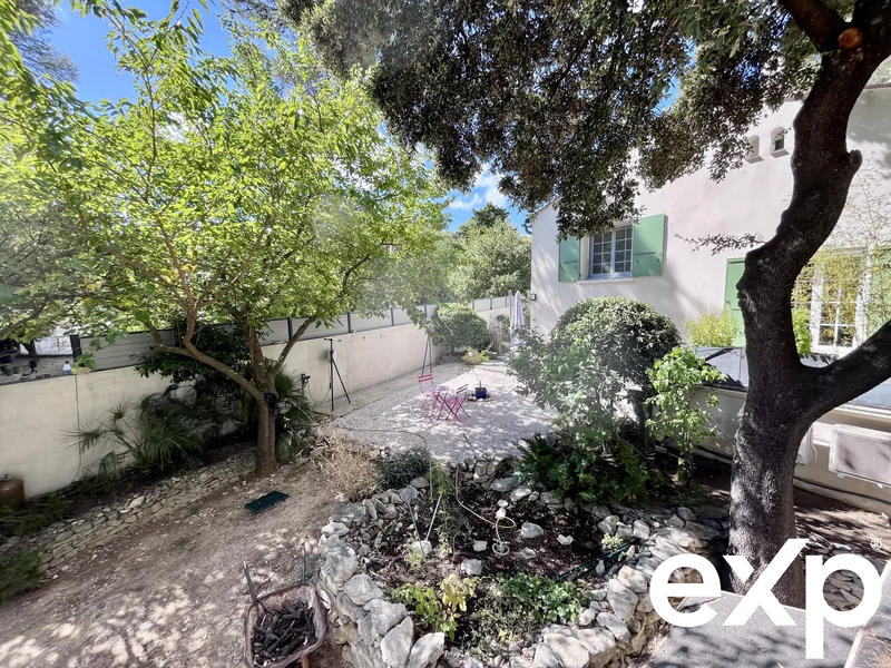 Maison - 170 m² - 5 pièces