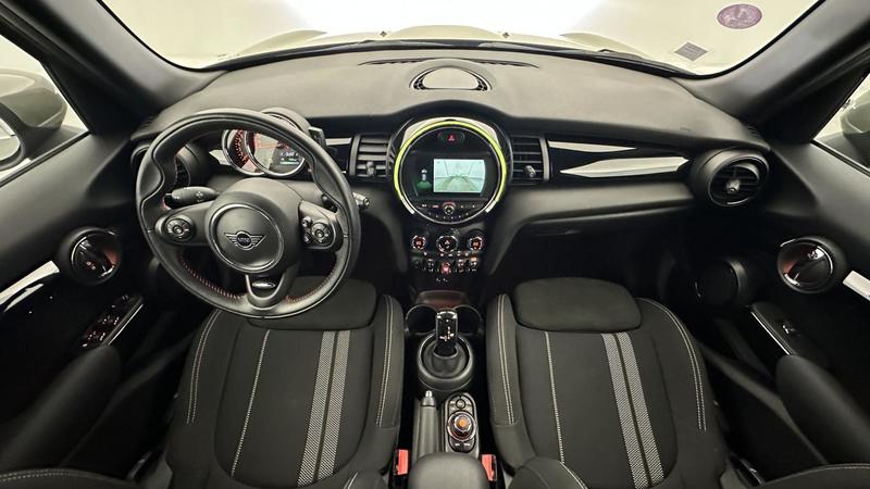 Mini 5 portes Hatch F55 Lci One 102 ch Bva7 Finition John Cooper Works