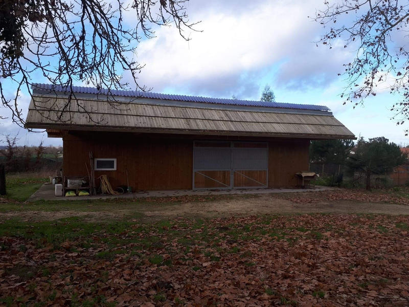 Propriété - 1 000 m² - 14 pièces