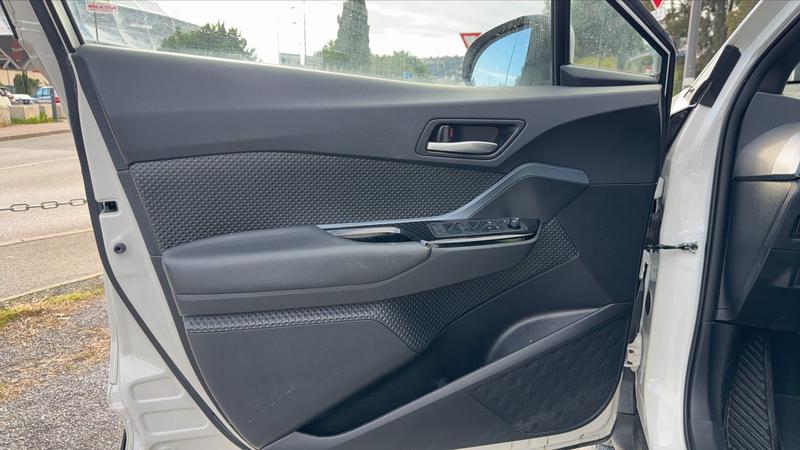 Toyota c-Hr 2.0 Vvt-i 184 Hybrid Cvt Edition