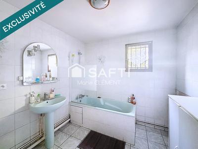 Maison de ville - 92 m² - 5 pièces