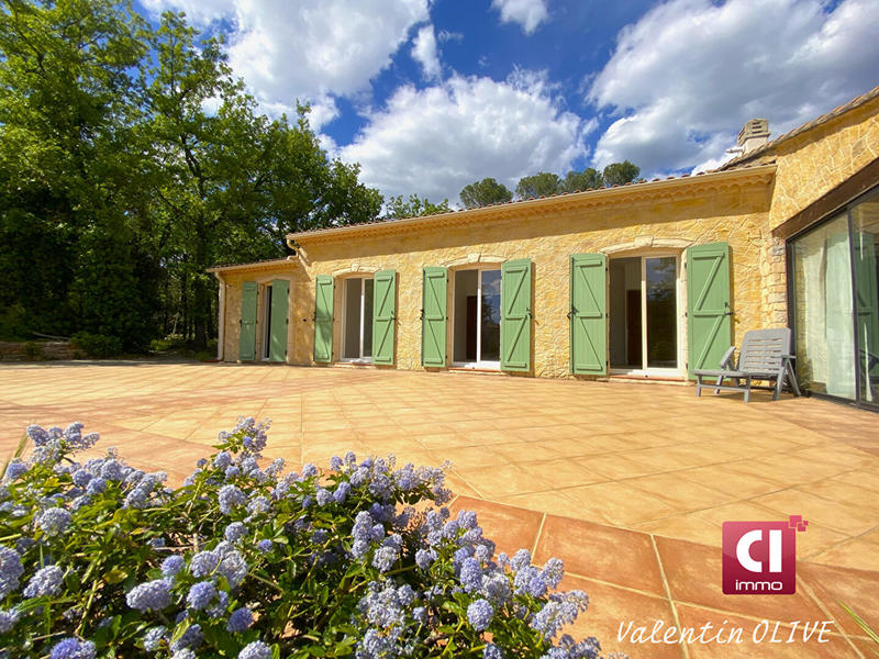 Maison - 185 m² - 7 pièces