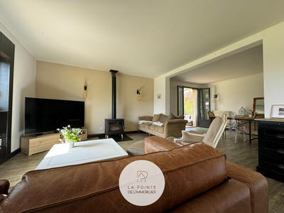 Maison - 170 m² - 8 pièces