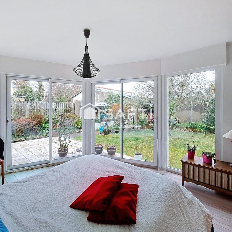 Villa - 172 m² - 8 pièces