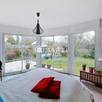 Villa - 172 m² - 8 pièces