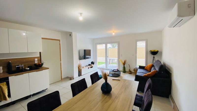 Maison - 84 m² - 4 pièces