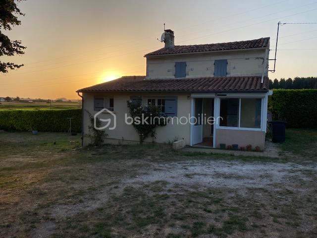 Maison en pierre - 70 m² - 3 pièces