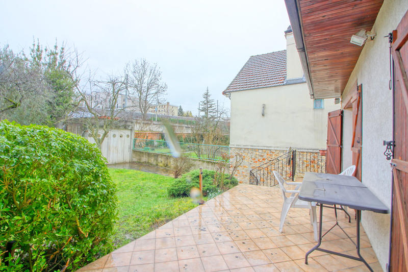 Maison - 124 m² - 7 pièces