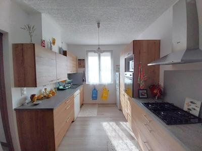 Maison - 135 m² - 6 pièces