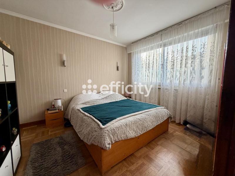 Pavillon - 132 m² - 8 pièces