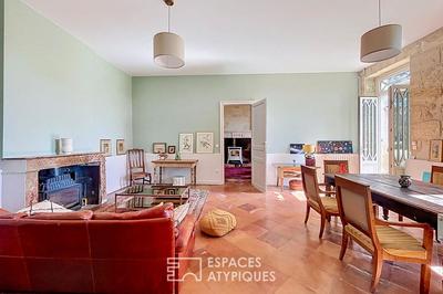 Maison de maîtres - 260 m² - 9 pièces