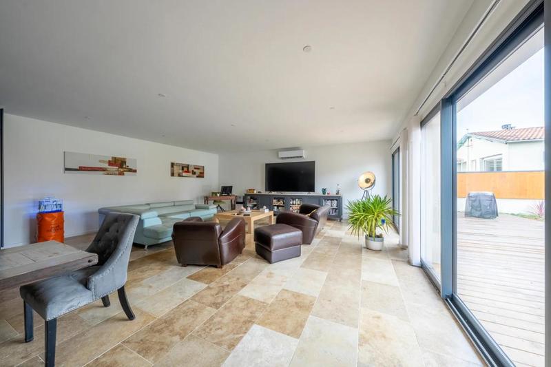 Maison d'architecte - 175 m² - 5 pièces