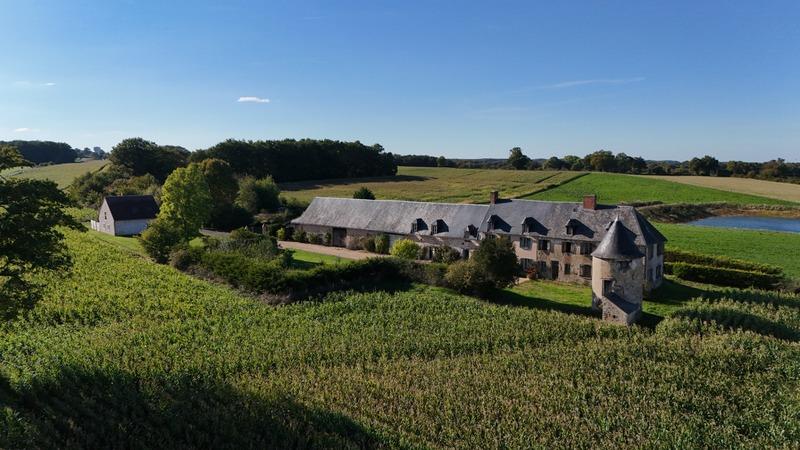 Maison - 150 m² - 8 pièces