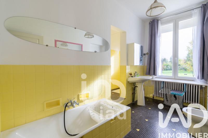 Maison - 166 m² - 9 pièces