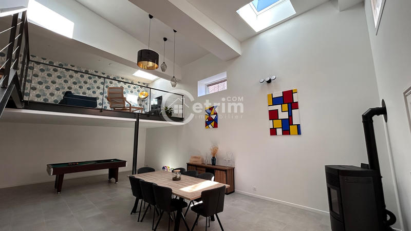 Maison - 190 m² - 5 pièces