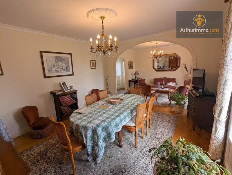 Maison - 138 m² - 5 pièces