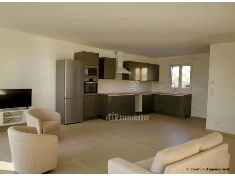 Maison traditionnelle - 80 m² - 4 pièces