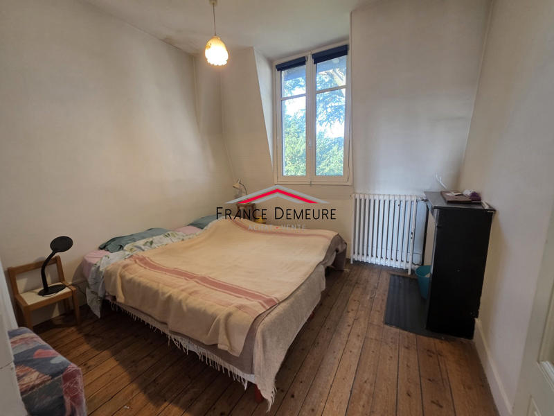 Maison - 183 m² - 8 pièces