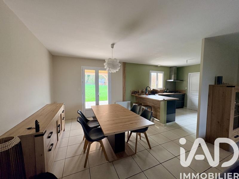 Maison - 104 m² - 5 pièces