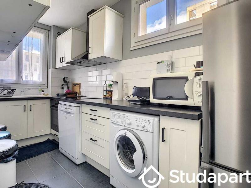 Chambre - 10 m² - 1 pièce