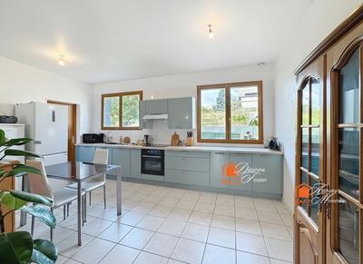 Maison - 150 m² - 6 pièces