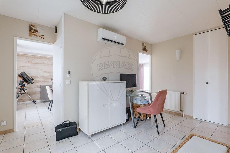 Maison - 118 m² - 9 pièces