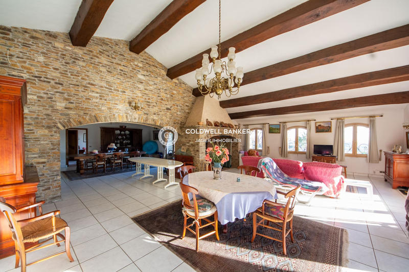 Villa - 800 m² - 11 pièces