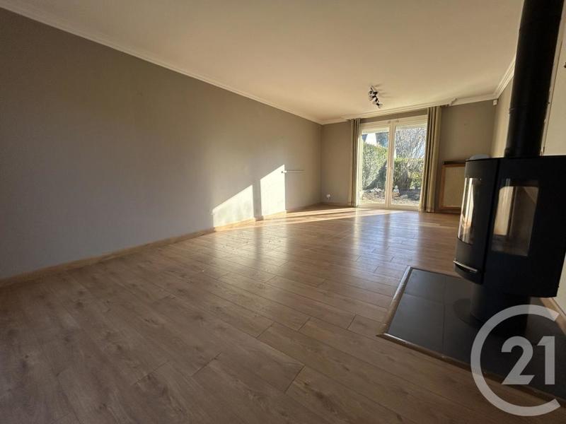 Maison - 96 m² - 5 pièces