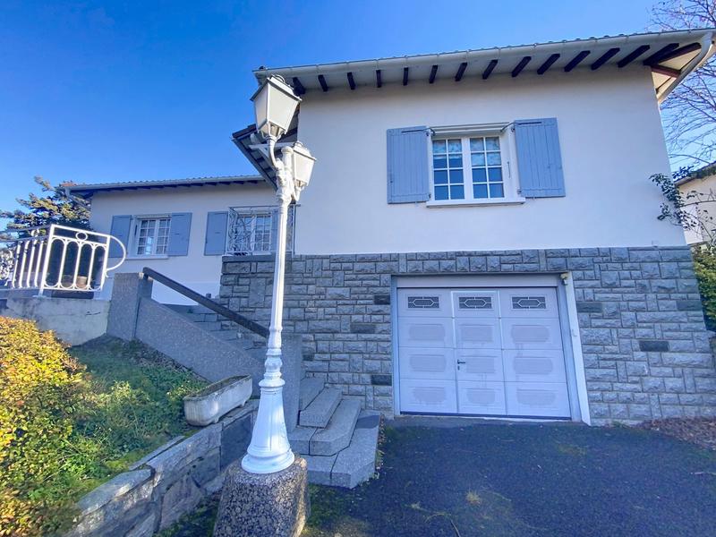 Maison traditionnelle - 130 m² - 5 pièces