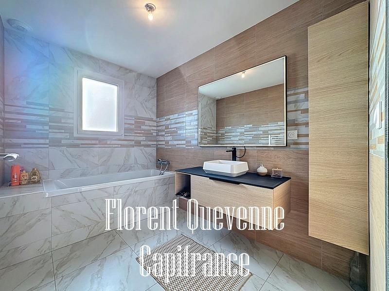 Maison - 151 m² - 6 pièces