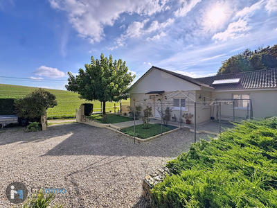 Maison - 92 m² - 5 pièces