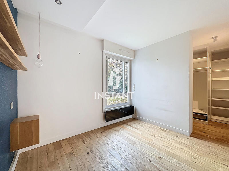 Appartement - 90 m² - 5 pièces