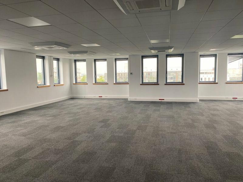 Entrepôt - 1 182 m²