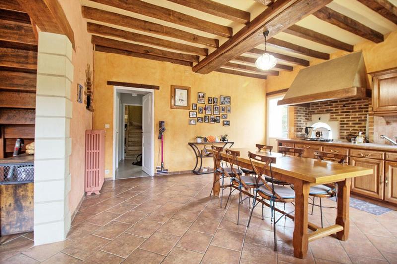 Maison - 229 m² - 11 pièces