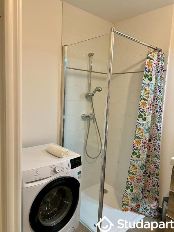 Chambre - 13 m² - 1 pièce