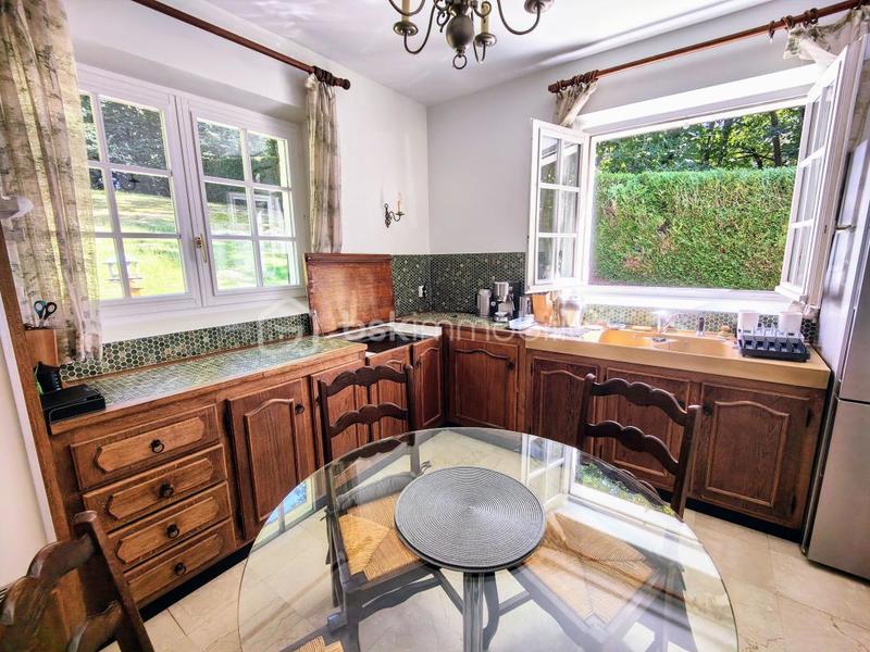 Maison - 171 m² - 7 pièces