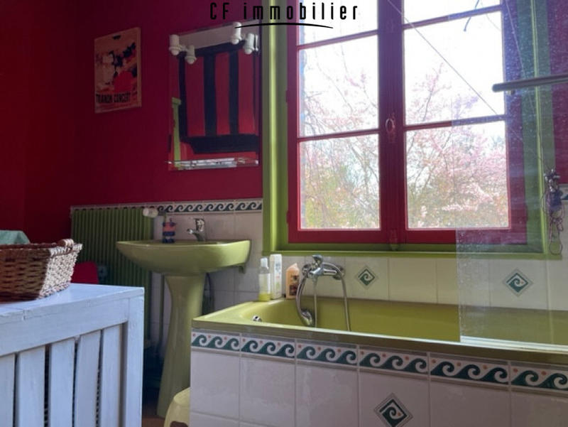 Maison - 390 m² - 10 pièces