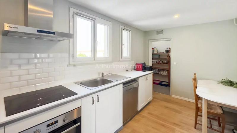 Appartement - 75 m² - 4 pièces